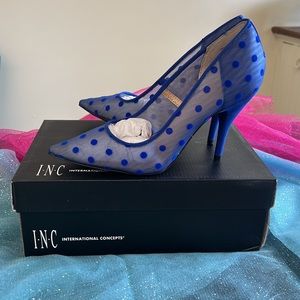 Polka Dot Blue Pumps.